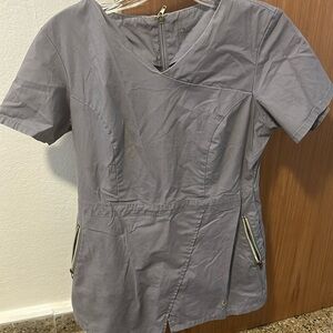Jaanuu scrub top